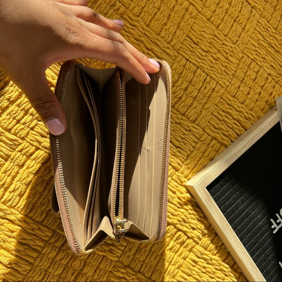 Authentic Prada Wallet & Key Holder Set - Picture 3 of 14